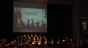 Sivas'ta Devlet THM Korosu ses sanatçıları konser verdi