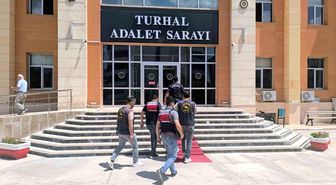 Tokat'ta 24 yıl 9 ay hapis cezası bulunan firari jandarma operasyonuyla yakalandı