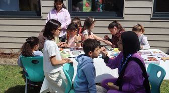 Türkiye Maarif Vakfı, Belçika'nın Gent kentindeki yeni merkezinde yıl sonu etkinliği düzenledi