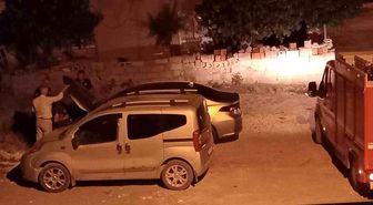 Araç motoruna giren kedi kurtarıldı