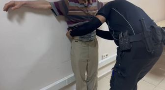 Hatay'da aranan şahıs yakalandı, 500 gram esrar ele geçirildi