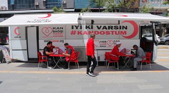 Düzenli kan ve kök hücre bağışlarıyla birçok hastaya umut oldular