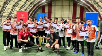 Hacı Bayram Veli Spor Ortaokulu krikette Türkiye şampiyonu oldu