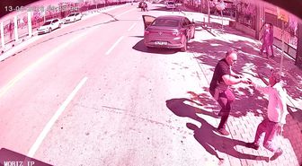 Kimliğini otobüste kaybeden LGS öğrencisine şoförden destek; o anlar kamerada