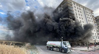 Şanlıurfa'da inşaat malzemeleri satılan iş yerinde yangın; 6 kişi yaralandı