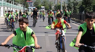 Siirt ve Bingöl'de Yeşilay'ın organizasyonunda sağlıklı yaşam için pedal çevrildi
