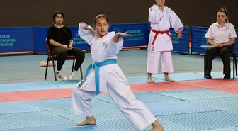 Trabzon'da Spor Toto Yıldızlar Karate Ligi 1. etap müsabakaları yapıldı
