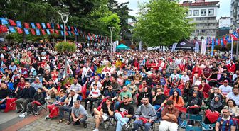 Trabzon'da milli maç heyecanı: Dev ekranda Avustralya yenilgisi