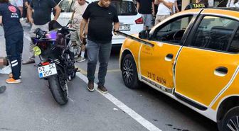 Keşan'da otomobil ile çarpışan motosikletin sürücüsü yaralandı