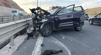 Kocaeli'de tankerle çarpışan cipin sürücüsü ağır yaralandı