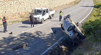 Kütahya'da şarampole devrilen otomobilin sürücüsü ağır yaralandı