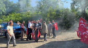Samsun'da vatandaşlardan jandarmaya sürpriz kutlama