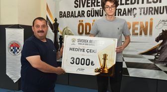 Şanlıurfa'da Babalar Günü Satranç Turnuvası sona erdi