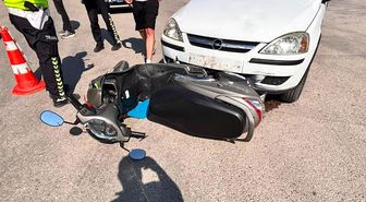 Tavşanlı'da otomobil ile motosiklet çarpıştı: 2 yaralı