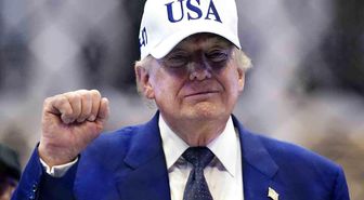 Trump: 'Petrol yüklü gemiler Hürmüz Boğazı'ndan geçmeye başladı