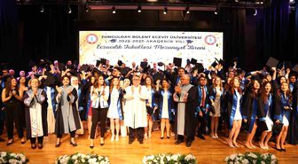 BEUN'da geleceğin eczacıları mezuniyet sevinci yaşadı