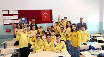 Eğitimin kalbinde öğrencilerle buluştular