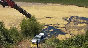 Kahramanmaraş'ta otomobil göle düştü