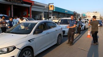 Reyhanlı'da polis ekiplerince asayiş ve trafik uygulaması yapıldı