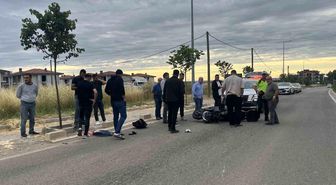 Tekirdağ'da otomobille motosikletin çarpıştığı kaza kameraya yansıdı
