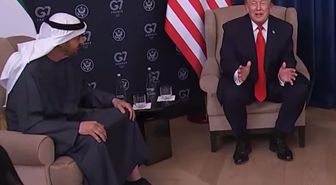 Trump, BAE Devlet Başkanı Al Nahyan ile kameralar önünde dalga geçti
