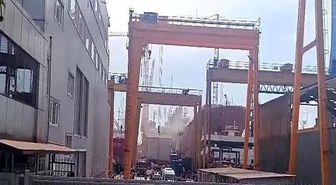 Tuzla Dentaş Tersanesi'nde gemi yangını: Çok sayıda ekip sevk edildi