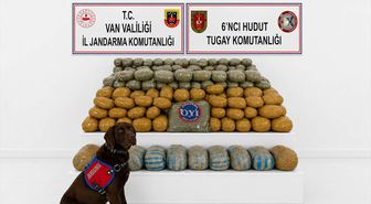 Van'da 291 kilogram uyuşturucu ele geçirilen operasyonun görüntüleri paylaşıldı