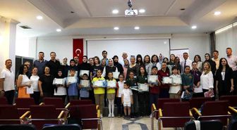 Yalova'da Dilimizin Zenginlikleri ödül töreni