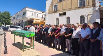 Adıyaman'da girdiği çayda akıntıya kapılarak yaşamını yitiren gencin cenazesi toprağa verildi