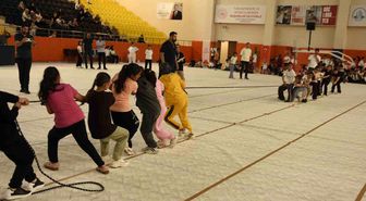 Bitlis'te geleneksel çocuk oyunları şenliği