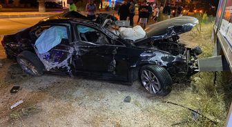 Bodrum'da takla atan otomobildeki 3 kişi yaralandı