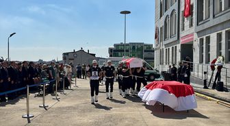 Duruşmada geçirdiği kalp krizi sonucu ölen savcı için adliyede tören düzenlendi