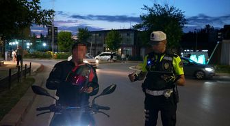 Edirne'de polis ekiplerinden trafik ve asayiş denetimi