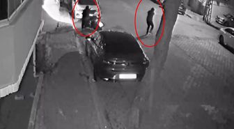 Esenyurt'ta iki grup arasında silahlı çatışma kamerada