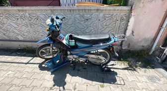 Karaman'da ciple çarpışan motosikletli yaralandı