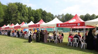 Sakarya'da özel gereksinimli çocuklar şenlikte eğlendi