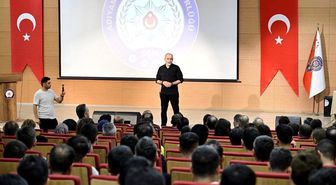 Adıyaman'da emniyet personeline moral ve motivasyon semineri