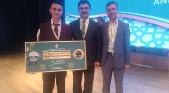 Ağrı Milli Eğitim Müdürü Kökrek'ten Türkiye ikincisi Semih Suheyb Han'a tebrik