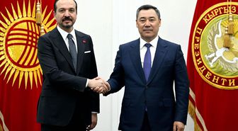 AK Parti Genel Başkan Yardımcısı Zorlu, Kırgızistan Cumhurbaşkanı Caparov ile bir araya geldi