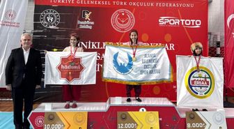 Alanyalı minik okçular Türkiye Şampiyonası'ndan madalyalarla döndü