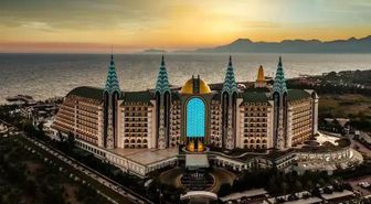 Alman Bild, Delphin Imperial’i Antalya’nın en iyi otelleri arasında gösterdi