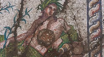 Aspendos'ta eşi benzeri az görülen tarihi keşif! Roma'nın gizemli nehir tanrısı ortaya çıktı