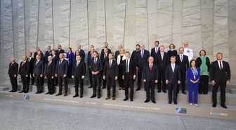 Bakan Güler, NATO Savunma Bakanları Toplantısı'nda aile fotoğrafına katıldı