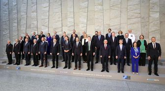 Bakan Güler, NATO savunma bakanlarıyla aile fotoğrafına katıldı