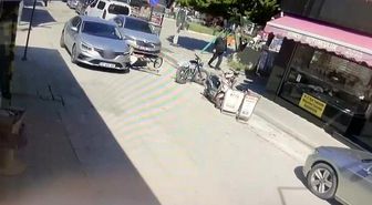 Bisikletiyle aniden yola çıkan çocuğa otomobil çarptı