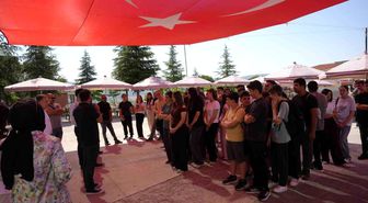 Dev Türk bayrağı altında meslek festivali coşkusu
