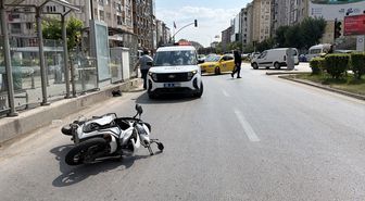 Eskişehir'de motosikletin yayaya çarptığı kazada 2 kişi yaralandı