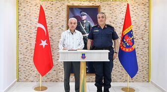 Kırklareli Valisi Turan, İl Jandarma Komutanlığını ziyaret etti