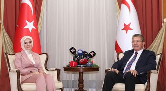 KKTC Başbakanı Üstel, Aile ve Sosyal Hizmetler Bakanı Göktaş'ı kabul etti