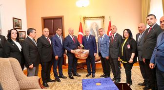 MHP Gaziantep İl Teşkilatı'ndan Devlet Bahçeli'ye anlamlı hediye
